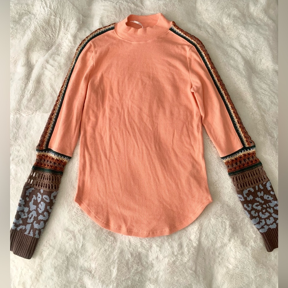 New crochet detail thermal top